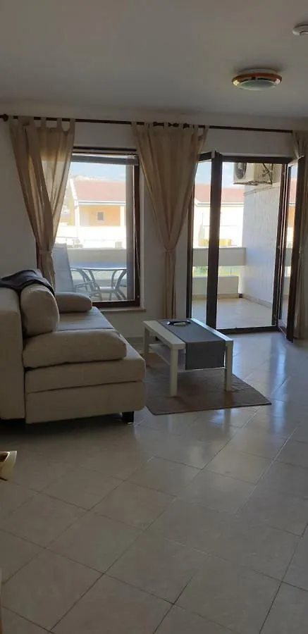 Apartments Grgic Baska   Baska (Krk)